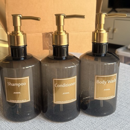 Set refillable pump - of, 3
